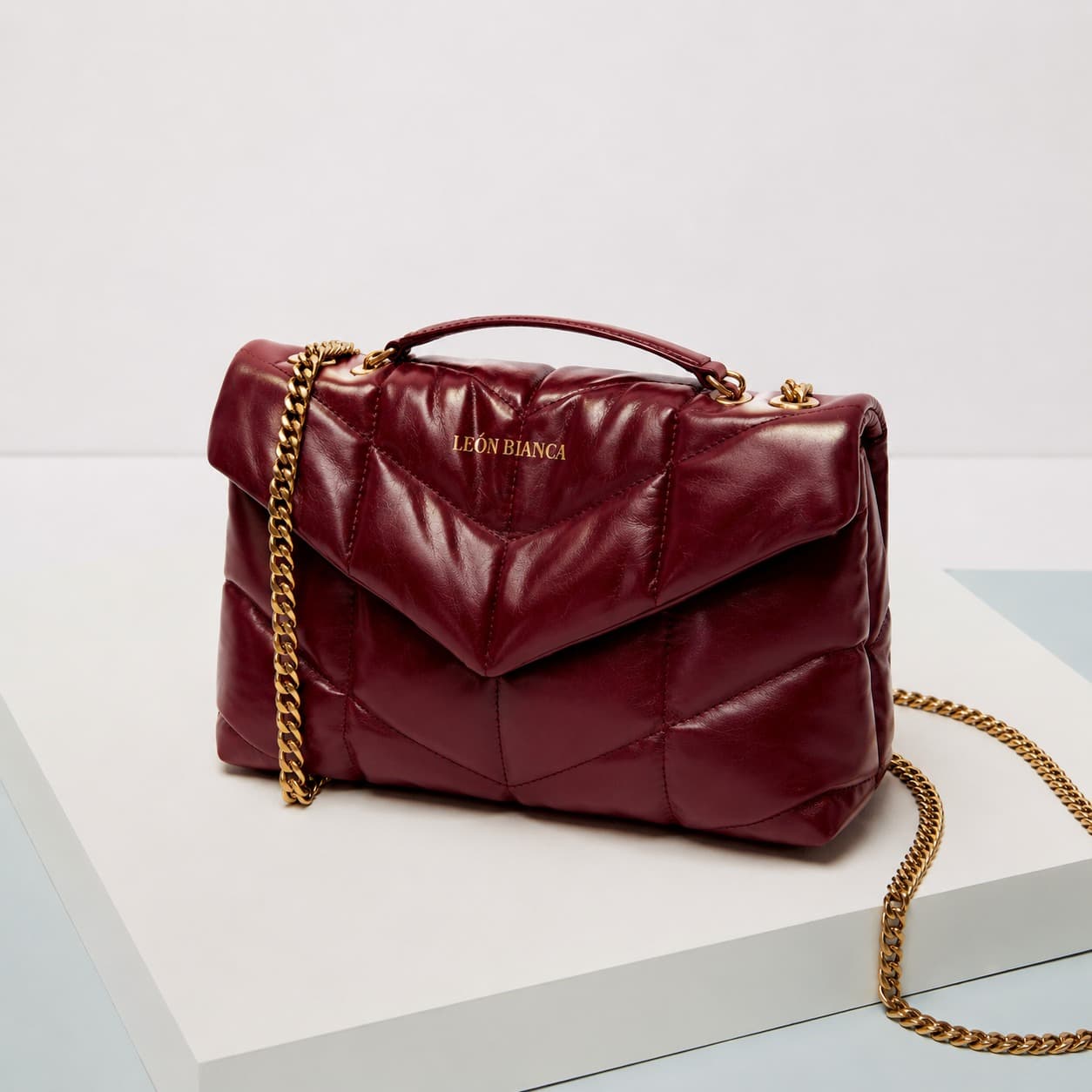 CROSSBODY BAGS